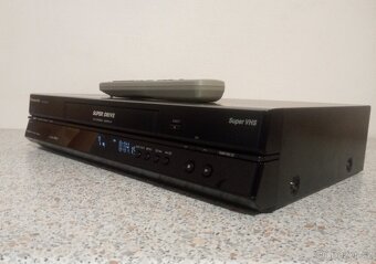 S-VHS-ET Panasonic NV-SV120 - 4