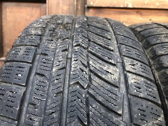 Pneumatiky Superb 205/55 R16 zimní  s disky a opoklice - 4