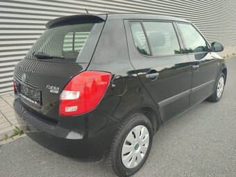 2011 facelift Škoda Fabia 1.4i 16V 63 kW - 4