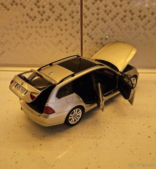 BMW E91 Touring 1:18 Kyosho TOP STAV - 4