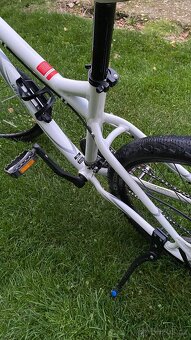 Dívčí kolo Specialized Myka 26" - 4
