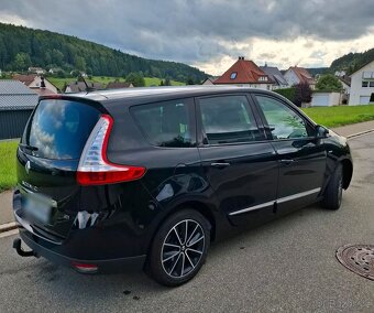 Renault Grand Scenic  nafta 96kW  159000km 7míst  edice BOSE - 4