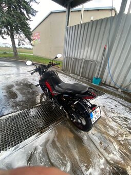 Barton street-r 125 - 4