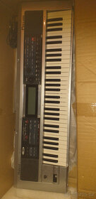 Použitý Přenosný, dostupný domácí keyboard Roland Prelude - 4