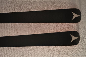 Atomic redster G9 180cm FIS - 4