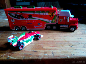 Nové modely aut z filmu AUTA - 4