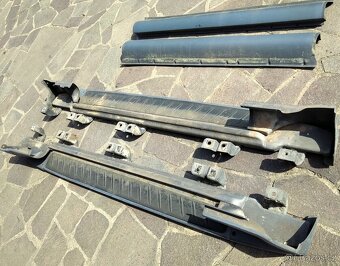 Nášlapy BEZ KOROZE drobné poškození Ssangyong Rexton - 4