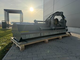 Mulčovač za traktor JANSEN VMA-240 - [3.6. 2025] - 4