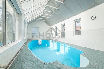 Prodej nemovitosti pro ubytování 550 m², pozemek 1.679 m2, T - 4