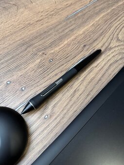 grafický tablet Wacom Intuos Pro M (PTH-660) - 4