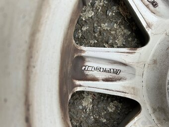 Pneu sada alu kola zn. Rial - 4