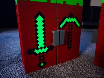 Vitrínka Minecraft Kinder Joy - 4