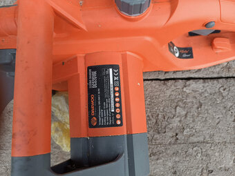 Motorová pila elektrická Daewoo - 4