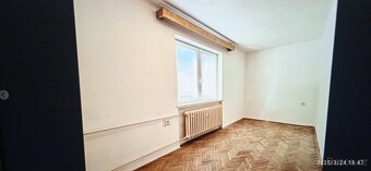 Prodej bytu  3+1 70 m2 /Zátiší/ ul.Školní po rekonstrukci - 4