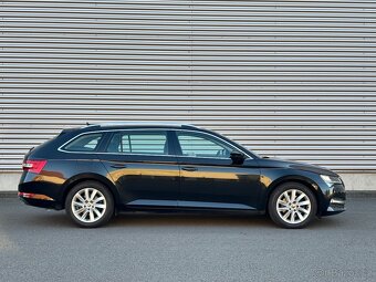 Škoda Superb 3 kombi 2.0 TDI 140kW DSG 4x4 Style, ČR - 4