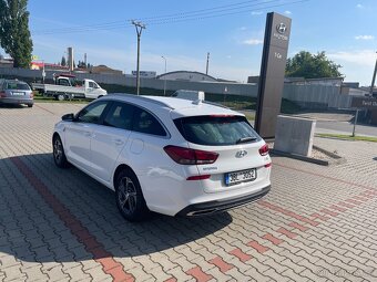 Hyundai i30 kombi - 4
