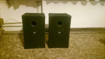 Reproduktory + zesilovač - 4