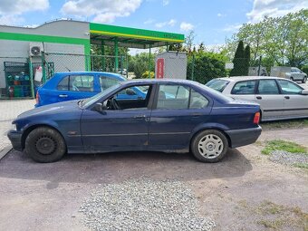 bmw 318i - 4