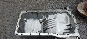 Olejova vana audi A4 1.9 tdi 06b103603aq - 4