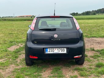 Fiat Punto Evo 1.4 57 kW | 2012 | Klima | Rádio | 5dveř - 4