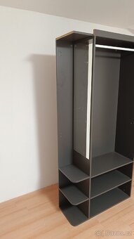 Šatní skříň - 4