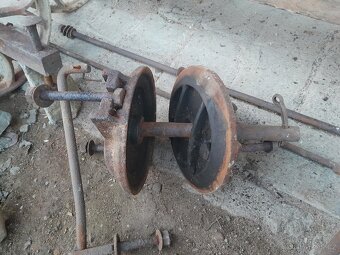 Podvozek s litinovými koly - 4