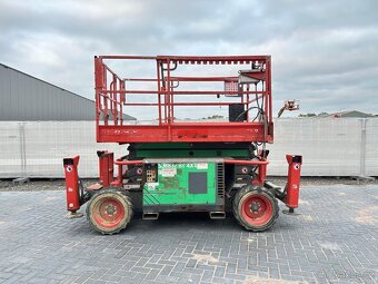 Terénní nůžková plošina SkyJack SJ 6832 RT - 4