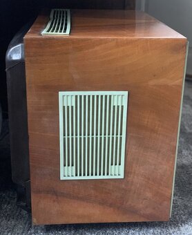 Prodám starou televizi Tesla 4210U-2 - 4