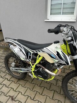 LeraMotors 250ccm - 4