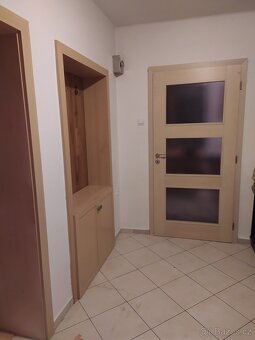 PRONÁJEM BYTU V RODINNÉM DOMĚ V KNĚŽPOLI (UH) - 4