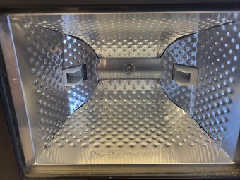 Halogenový světlomet černý s pohybovým senzorem - 4