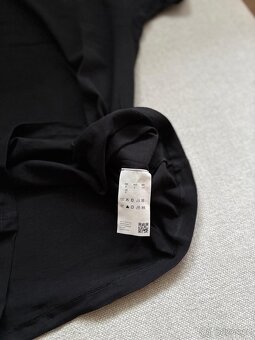 Pánské černé tričko HUGO BOSS - 4