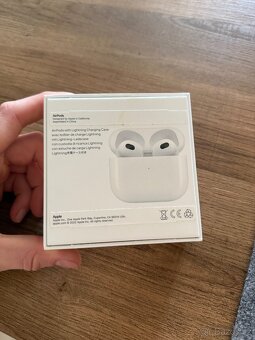 AirPods 3 generace - 4