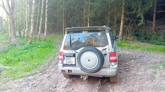 Pajero Pinin - 4