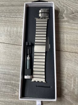 Titanový řemínek Apple Watch ultra - 4