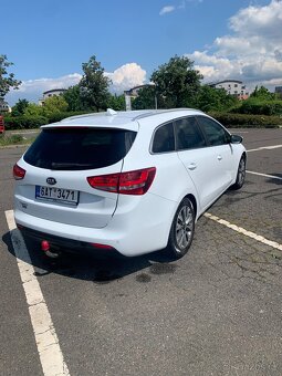 Kia Ceed JD 1.6 GDI 99KW Kombi TOP 2018 - 4