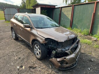 Volvo XC60 rok 2011 - 4
