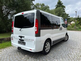 HEZKÝ OPEL VIVARO 2.5 CDTI -- WESTFALIA -- WEBASTO -- SPANÍ - 4