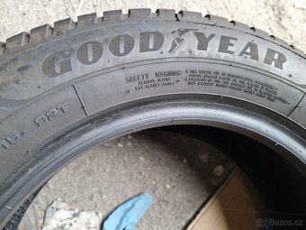 Zimní pneumatiky Goodyear 185/65 R15 92T - 4