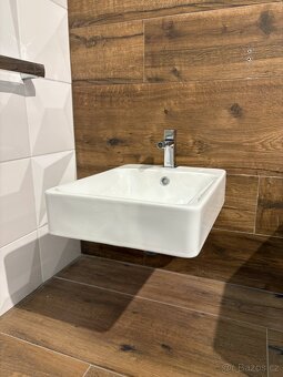 KERASAN set - závěsné wc, záv. bidet, bidet. + umyv. baterie - 4