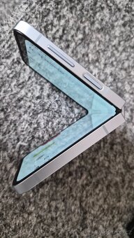 Samsung galaxy Z flip 6      záruka ▪︎  jako nový - 4