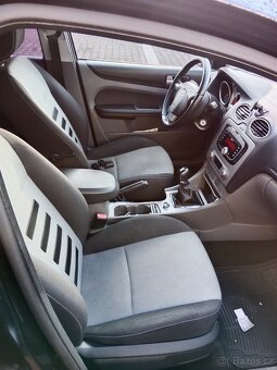 Ford Focus II 1.6tdci díly - 4