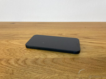 Apple iPhone 13 128GB Modrý - velmi pěkný stav, baterie 84% - 4