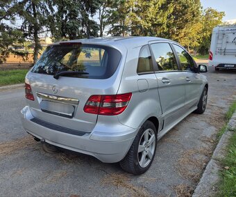 Mercedes-Benz B180 80kW Klima Tažné Facelift - 4