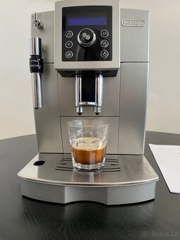 Kávovar Delonghi Magnifica ECAM - 4