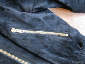 Černá bunda do pasu, vel. S/M/L, vzhled semiše - 4