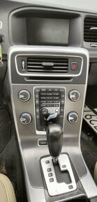 Volvo S60II T6 AWD, 3,0 224kw - Náhradní díly - 4