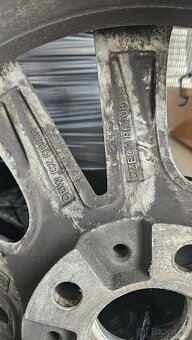 Alu BMW r17 originál obuté na 225/55r17 - 4