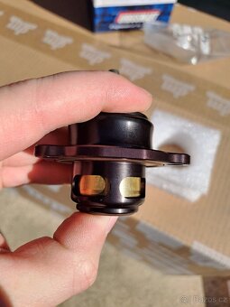 Turbosmart TS-0203-1261 pístový recirkulační ventil turba - 4