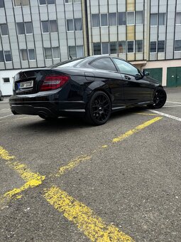 Mercedes C350 W204 Coupe 2011 225kw - 4